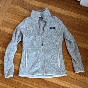 Patagonia Women's Light Gray Fleece Jacket